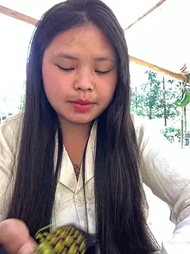 Snapshot of Motminhthoi chatting on 05-05-26, 08:11 Motminhthoi online show from 05-05-26, 08:11