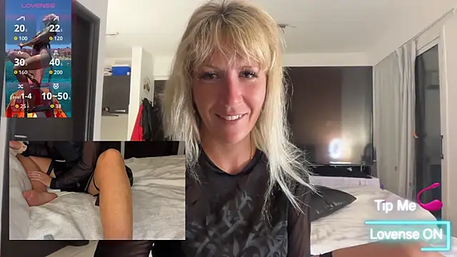 AtomBlondy online show from 05-17-26, 07:43
