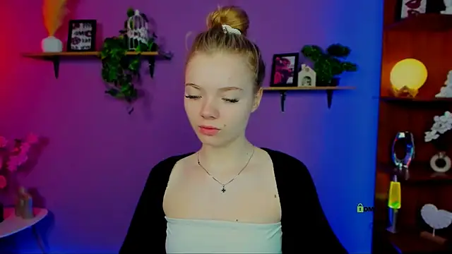 maddy moah online show from 04-18-26, 05:44