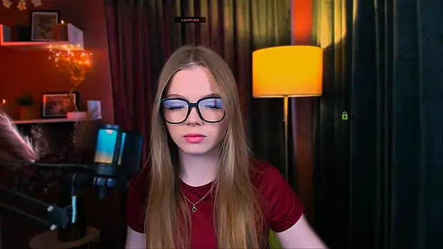 maddy moah online show from 04-22-26, 04:59