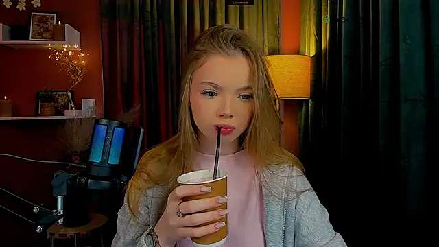 maddy moah online show from 04-27-26, 05:27