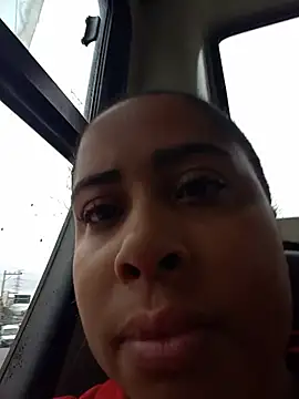 gatinha20257 online show from 05-19-26, 03:07