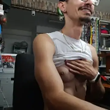 jhosuamoore online show from 04-18-26, 07:58