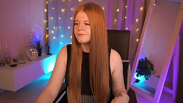 Snapshot of JessicaEmber chatting on 03-15-26, 01:39 JessicaEmber online show from 03-15-26, 01:39