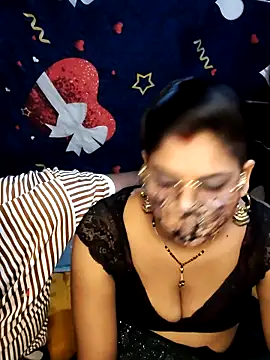 Hot lady234 online show from 04-19-26, 05:45