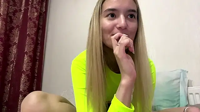 ReathaKiss online show from 04-21-26, 03:07