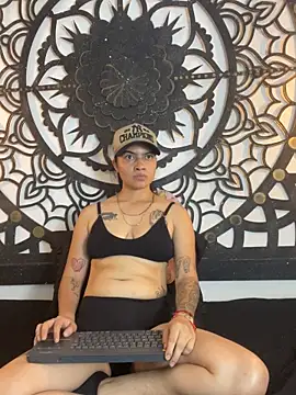 May-ana online show from 04-24-26, 09:39