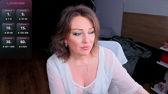 Sirena Fly online show from 04-15-26, 09:15