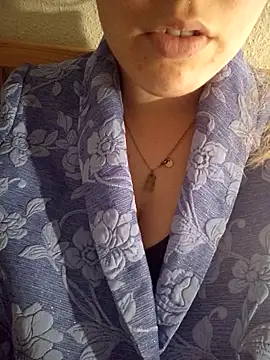 kitsuneniki online show from 03-16-26, 10:25