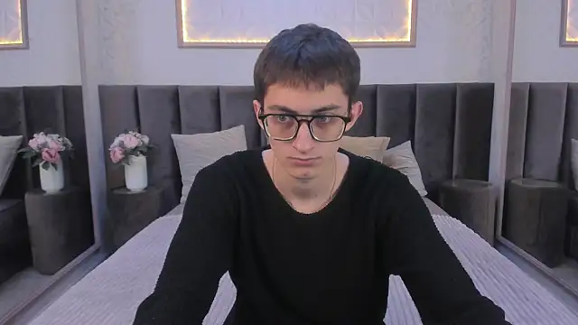 RonBevs online show from 06-14-26, 08:11
