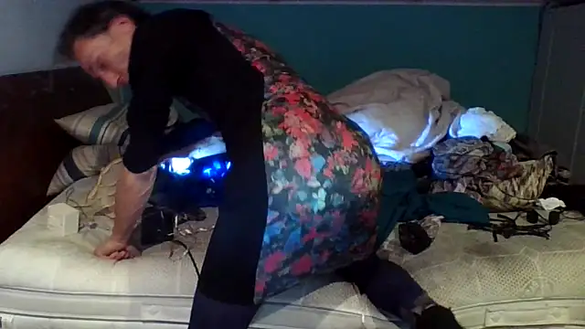 LeleaLatina online show from 03-18-26, 06:55