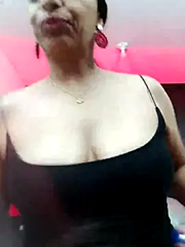 Snapshot of Heda-soSo chatting on 03-30-26, 05:14 Heda-soSo online show from 03-30-26, 05:14