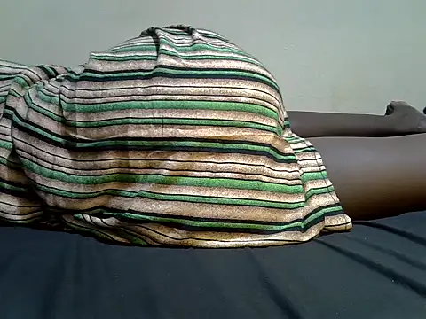 KendyQ  online show from 04-08-26, 05:24