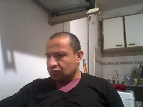 Snapshot of jhdiaz703 chatting on 07-09-26, 09:30 jhdiaz703 online show from 07-09-26, 09:30