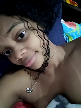 marialuiza2027 online show from 04-17-26, 11:46