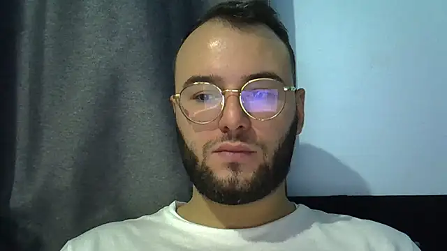 Snapshot of piazaocwb23 chatting on 06-06-26, 04:33 piazaocwb23 online show from 06-06-26, 04:33
