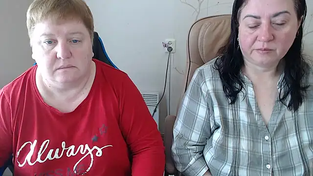 Snapshot of Lindy-Jeanie chatting on 05-01-26, 09:25 Lindy-Jeanie online show from 05-01-26, 09:25