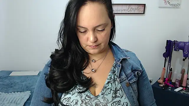 Veroniicabbw  online show from 05-22-26, 01:06