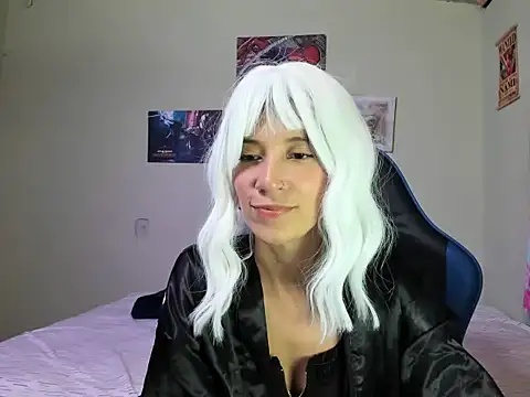 EvelinSerrato444 online show from 04-19-26, 02:55