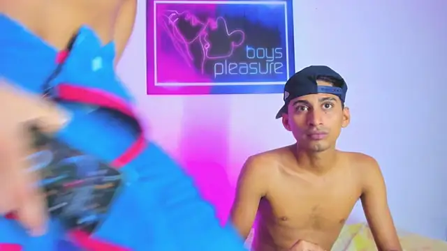 Boys xxx  online show from 04-20-26, 12:41