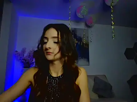 Snapshot of Lilyt_Cooper chatting on 04-24-26, 09:12 Lilyt Cooper online show from 04-24-26, 09:12