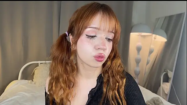 JuicySweetBliss online show from 04-25-26, 08:06