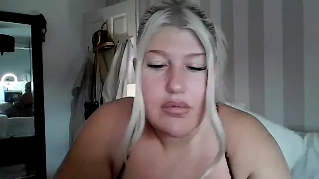 Lexi Laura online show from 05-20-26, 10:21