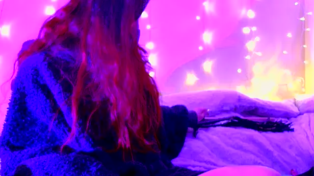 MilkyKittyMilf online show from 03-13-26, 06:58