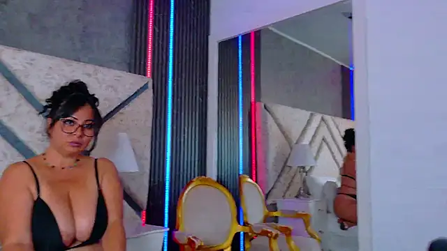 Snapshot of GalileaMoure chatting on 03-15-26, 02:56 GalileaMoure online show from 03-15-26, 02:56