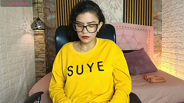 AishaCambell  online show from 04-22-26, 10:06