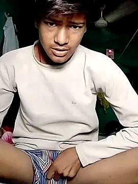 Snapshot of pandey_ji_ka_beta_hu chatting on 04-08-26, 10:21 pandey ji ka beta hu online show from 04-08-26, 10:21