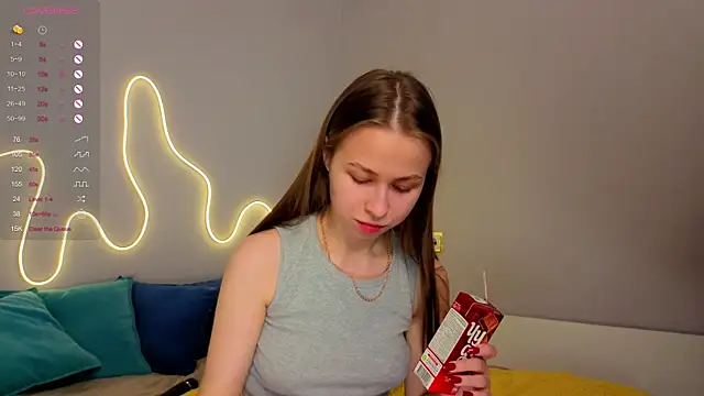 Emma dream  online show from 06-14-26, 02:24