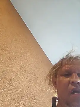 yourMasterisBored online show from 04-28-26, 01:04