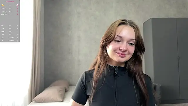 Snapshot of Rose_Nora chatting on 06-17-26, 03:20 Rose Nora online show from 06-17-26, 03:20