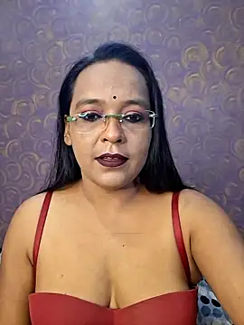 Snapshot of hornyrosy321 chatting on 06-01-26, 05:47 hornyrosy321 online show from 06-01-26, 05:47