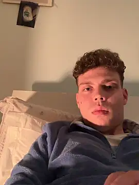 Snapshot of Fresh27ita chatting on 03-14-26, 02:39 Fresh27ita online show from 03-14-26, 02:39