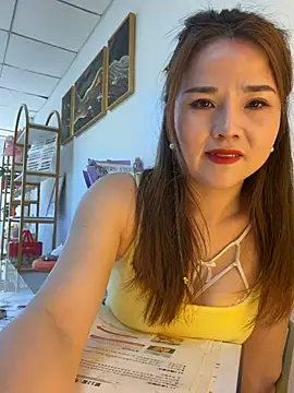 Xiaoxiao-y online show from 03-18-26, 06:38