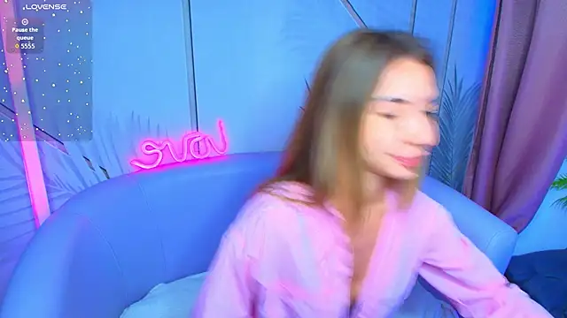 Eva  Morris online show from 06-11-26, 02:00