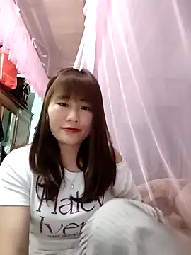 Lucxy-ki6 online show from 03-22-26, 01:25