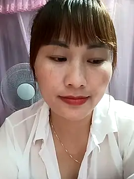 Lucxy-ki6 online show from 04-05-26, 12:57