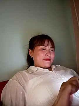 Snapshot of Lucxy-ki6 chatting on 06-01-26, 01:13 Lucxy-ki6 online show from 06-01-26, 01:13