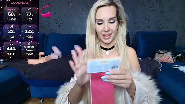 SexyQueenNina online show from 12-24-24, 12:00