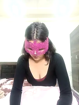 Hottymahi7 online show from 03-25-26, 11:16