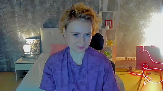 Snapshot of Shiny_Liss chatting on 05-14-26, 01:34 Shiny Liss online show from 05-14-26, 01:34