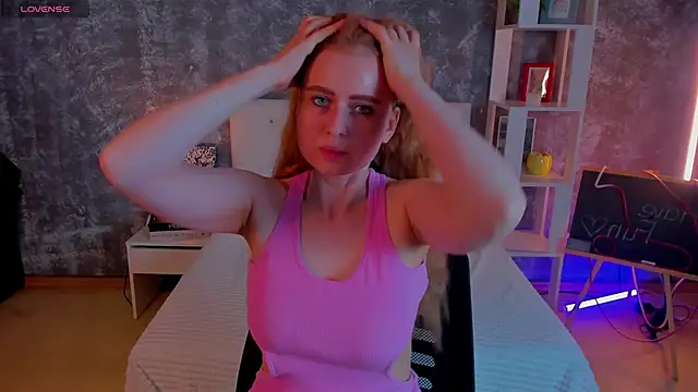 Snapshot of Shiny_Liss chatting on 06-05-26, 01:45 Shiny Liss online show from 06-05-26, 01:45