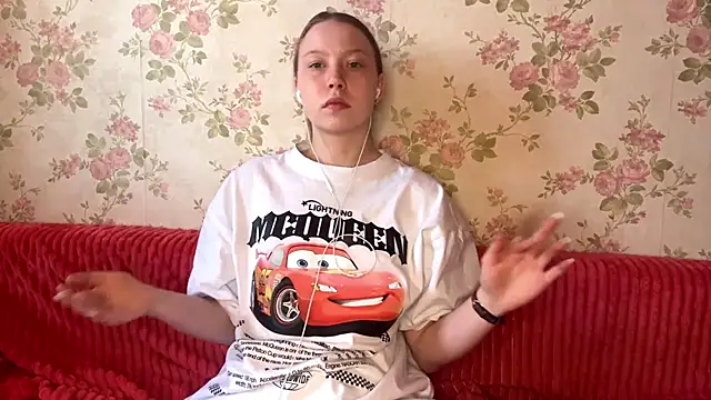 EleneShedden online show from 03-21-26, 09:25