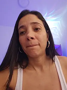 Snapshot of miaeyex chatting on 06-03-26, 02:33 miaeyex online show from 06-03-26, 02:33