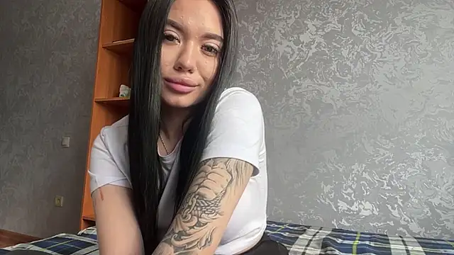 Sofi Funny online show from 04-21-26, 02:04