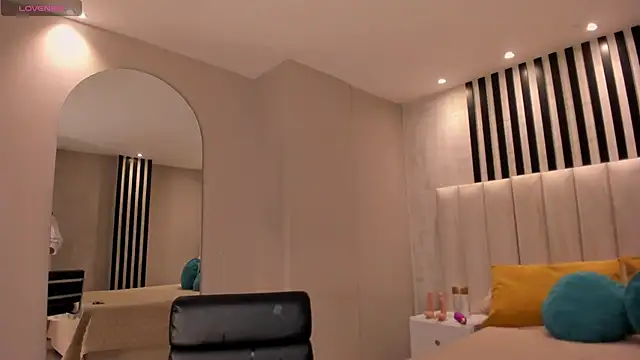 RebeccaWest online show from 03-19-26, 05:22