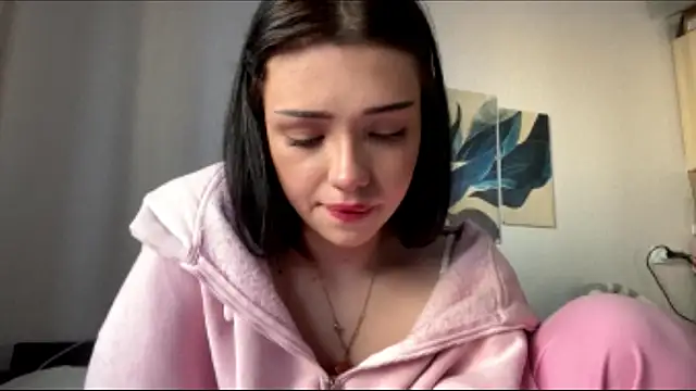 Snapshot of BeckyAurielle chatting on 03-25-26, 02:34 BeckyAurielle online show from 03-25-26, 02:34